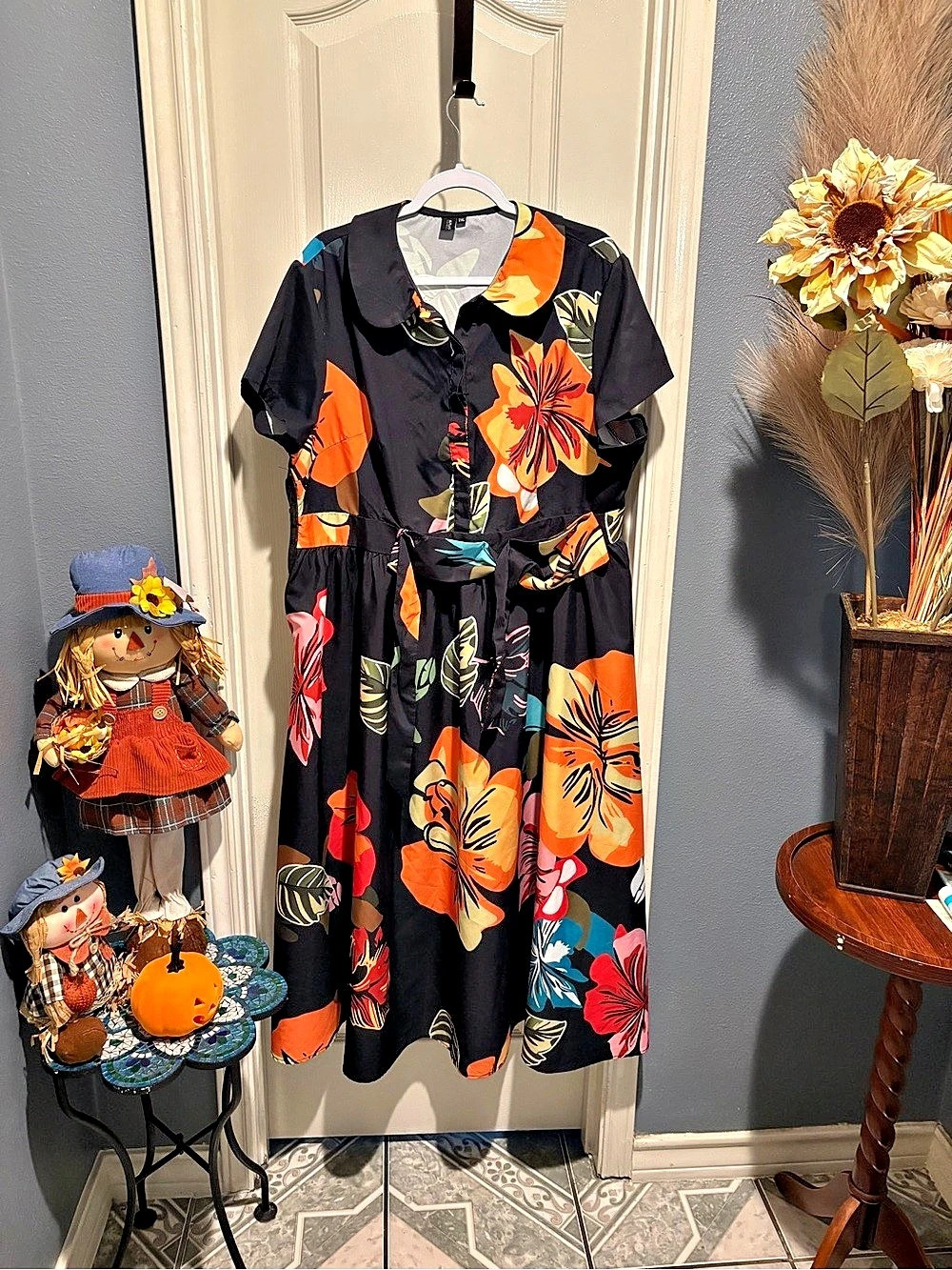 XPLUS Floral Midi Dress in Black & Orange Size 2XL Like New